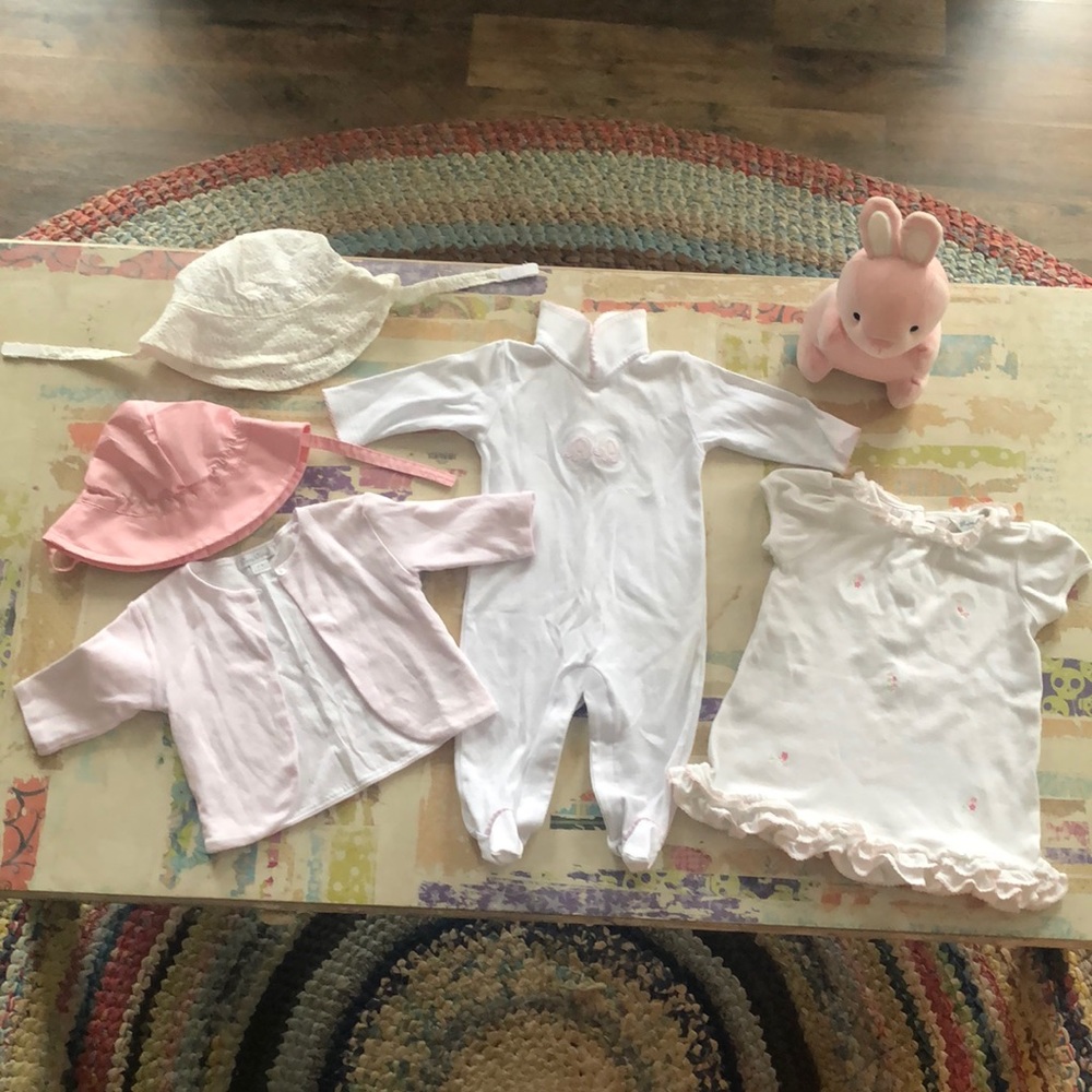 HUGE baby girl bundle! Includes: Onesie, dress, sweater, sun hats, bunny 3M-9M